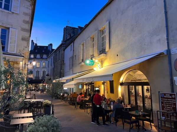 D6ABBE5D-C1B0-4513-80C3-0591CAB3666D