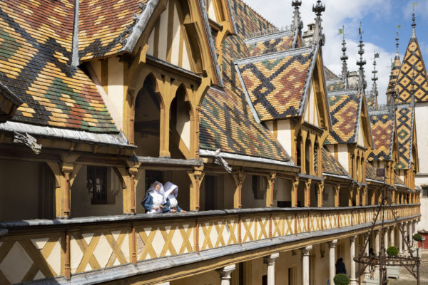 Vraies fausses dames hospitaliere